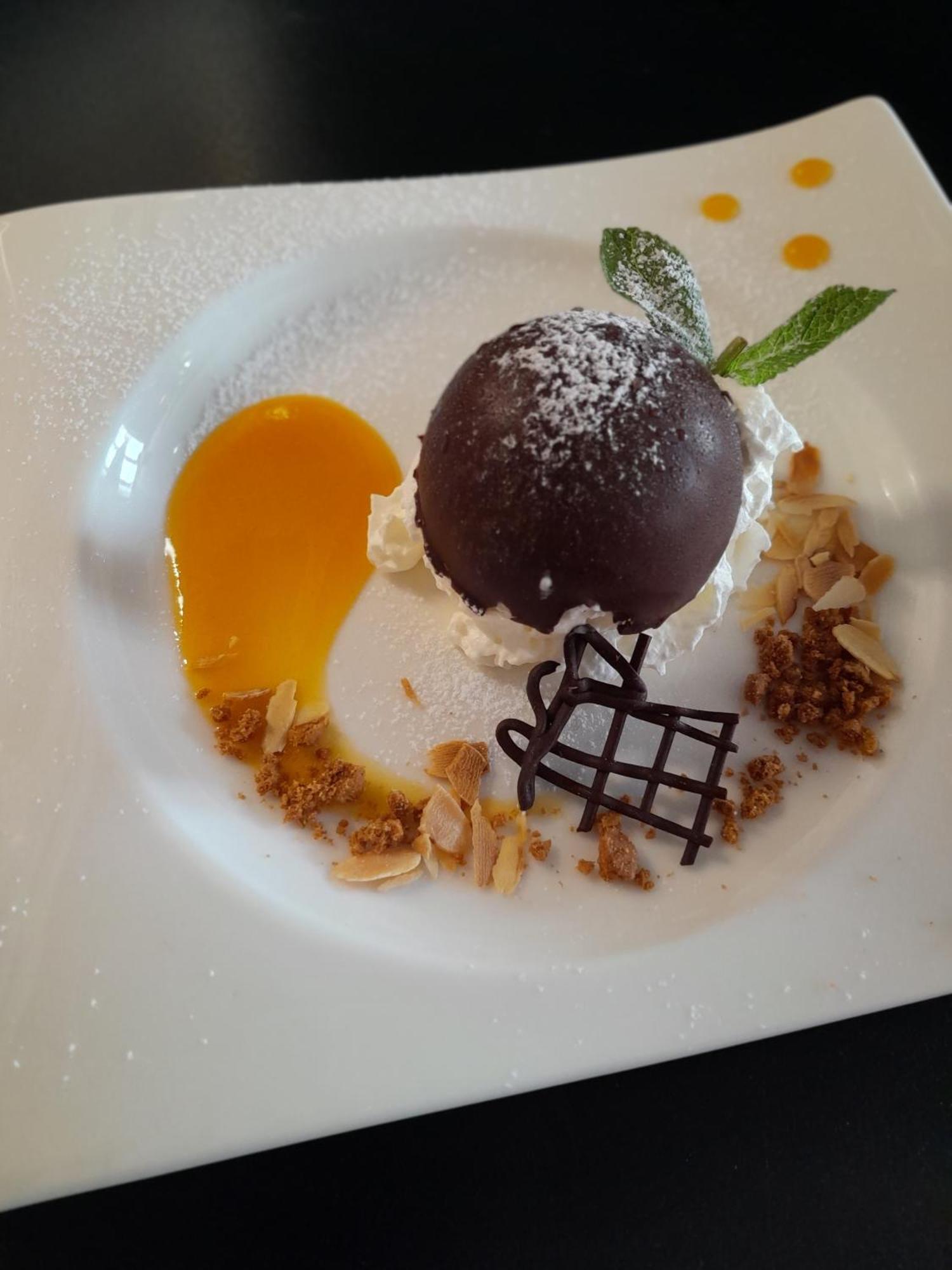 La Pomme D'Or 호텔 La Charité-sur-Loire 외부 사진